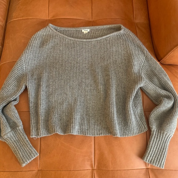 Garage sweater size S - Picture 4 of 4